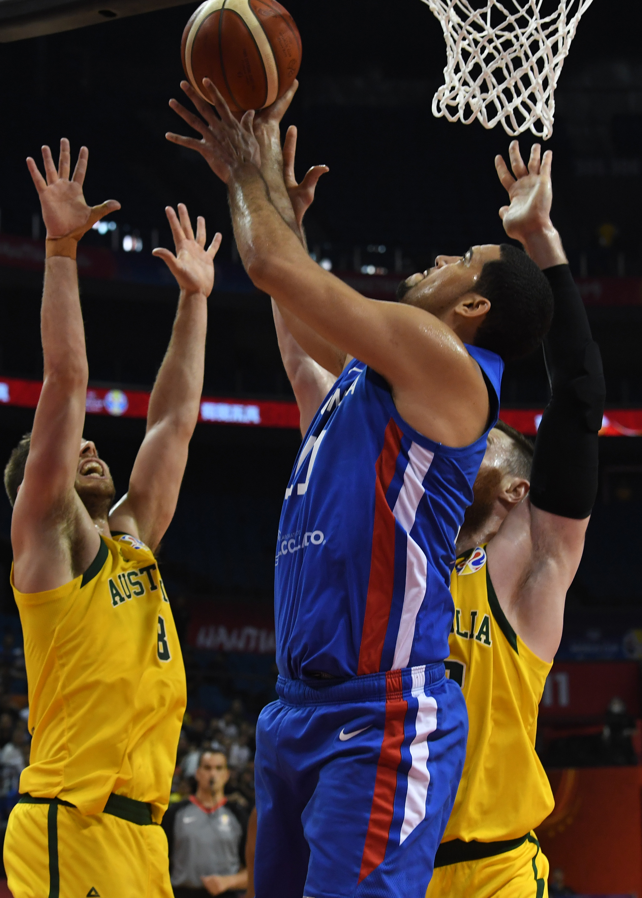 ayx games-澳大利亚队教练压力巨大！，Ming遭遇十五持续失利观众掌声雷动-ayx games