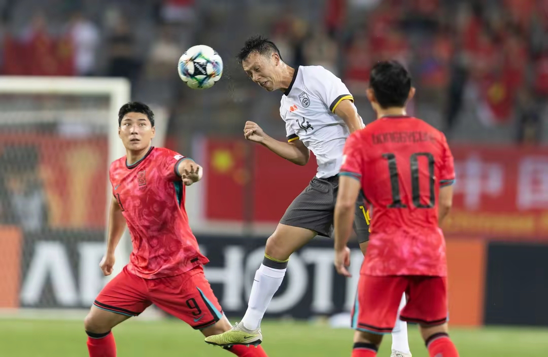 关于足总杯加时末段再迎强敌，多伦多猛龙临场应变，主帅态度——压力陡增，数据趋势出现新变化的信息